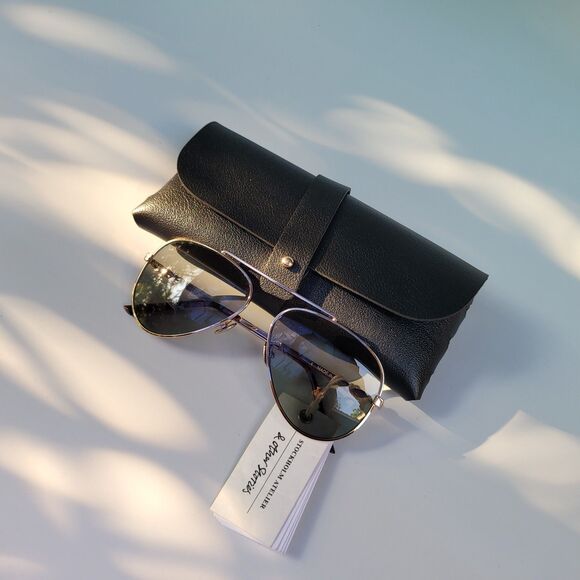 Stockholm Atelier & other stories sunglasses with case Old stock - Picture 7 of 12